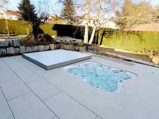 Spa avec Terrasse Mobile
